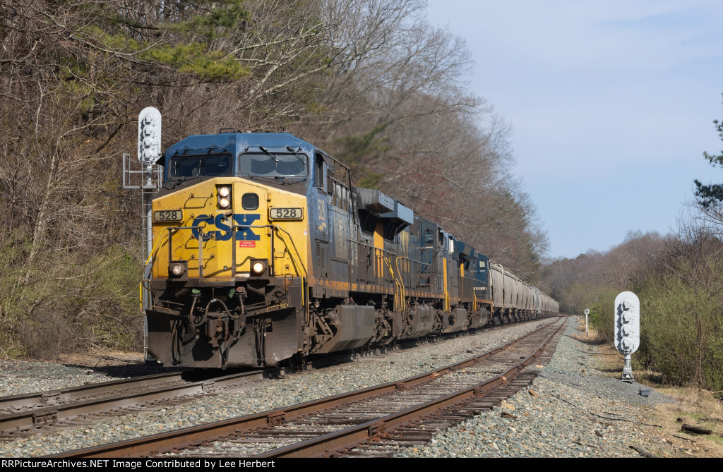 CSX 528